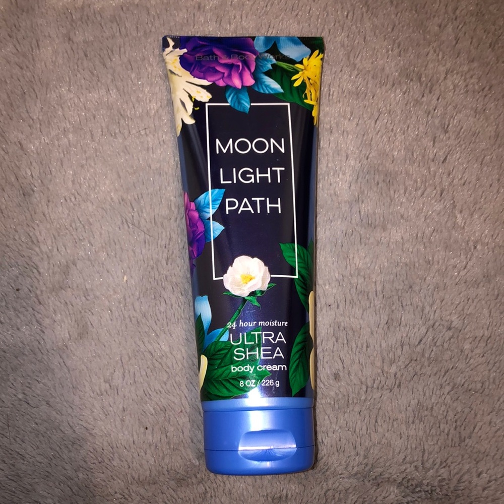 Moon Light Path body cream🌙